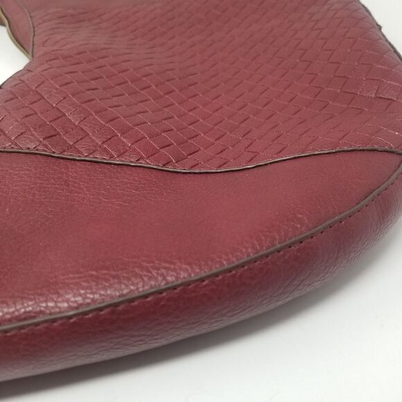 NWOT Faux Burgandy Design Stamped Leather Crossbody Hobo Style Bag - Picture 11 of 11